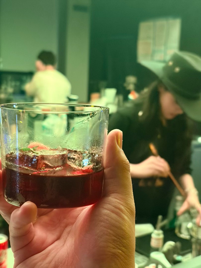 加速咯，第六杯巧克力味儿的伏特加