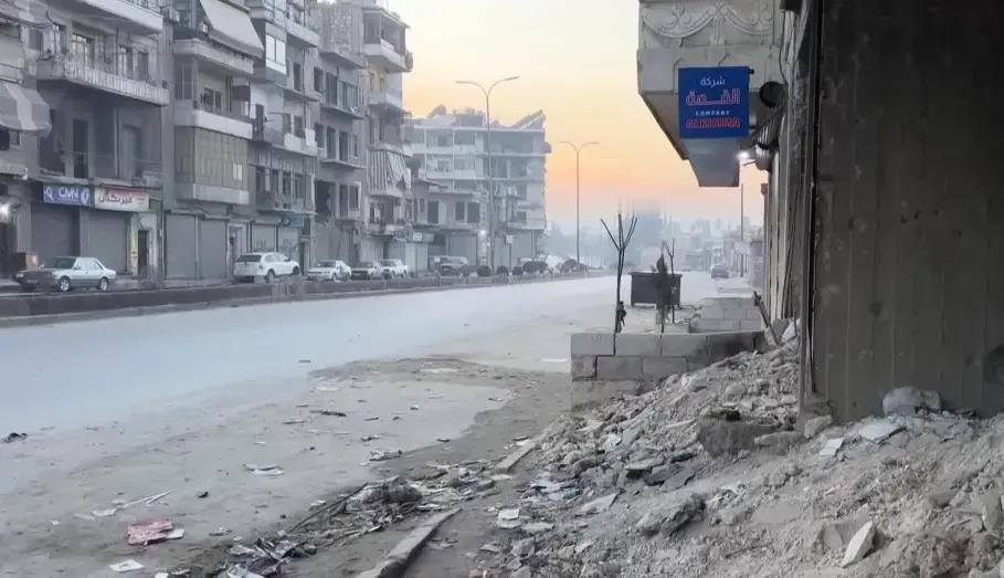 与美国签了个协议后，叙利亚脾气一下上来了，猛攻库尔德


据央视新闻客户端消息，