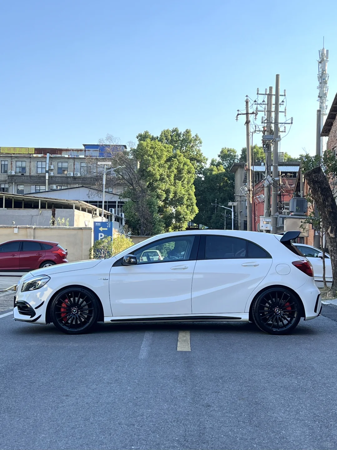 没想到现在还能碰上一手素车AMG A45