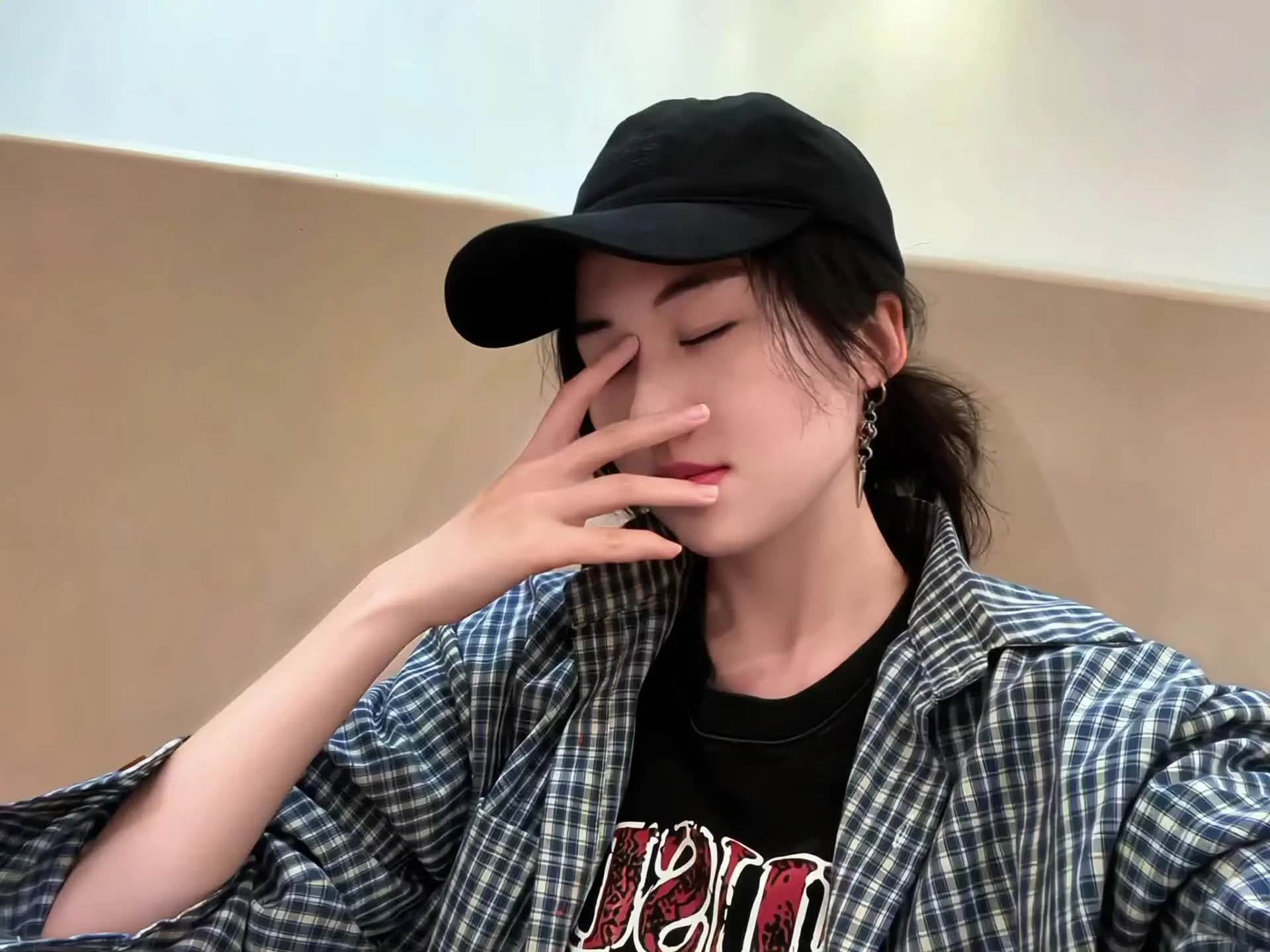 左划看大长腿