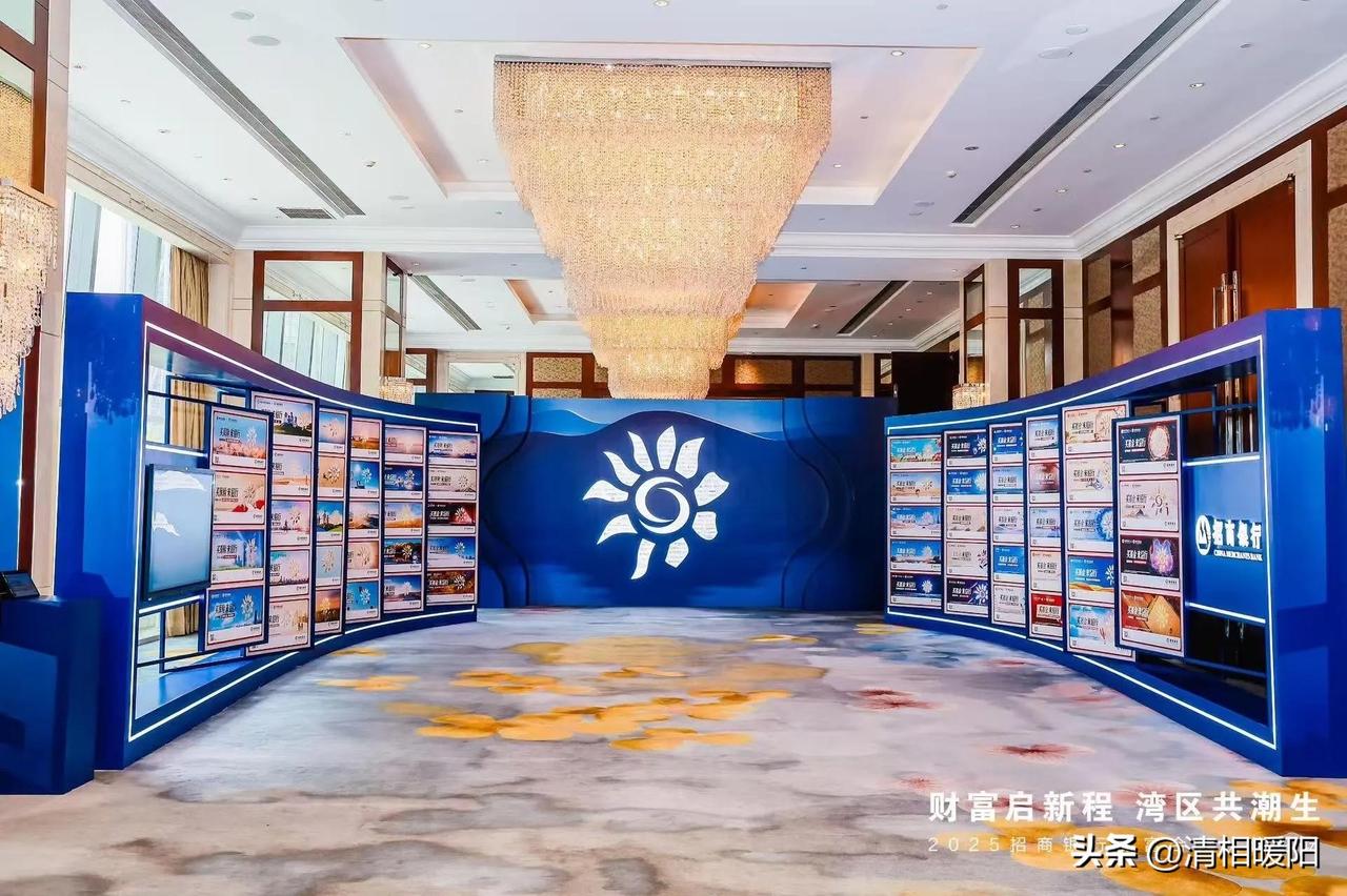 招商银行的个人金融业务有哪些：

1、储蓄与存款：活期/定期储蓄，大额存单，结构