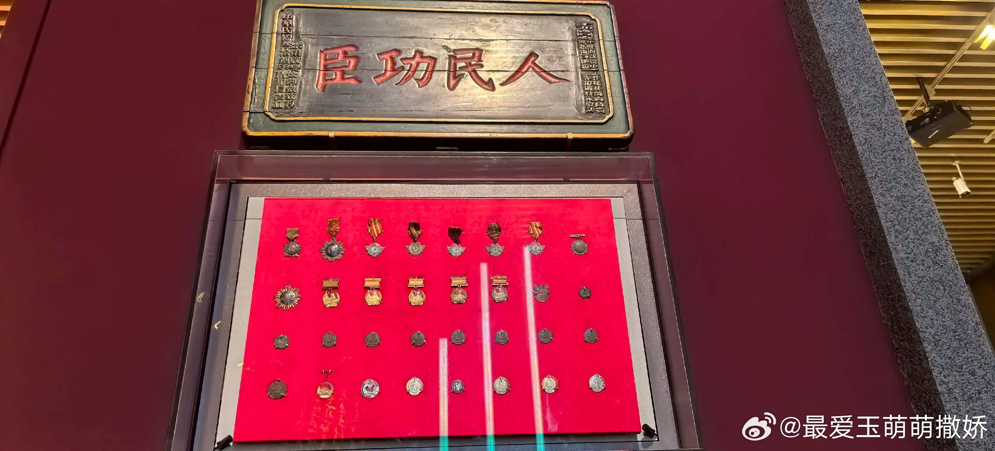 生活手记深情本是奔赴的底气，却也容易变成自我消耗的开端。倾尽所有、甘愿付出，是感