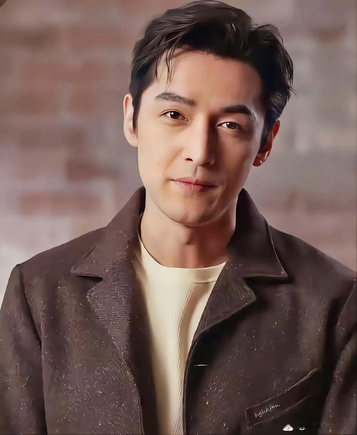 内娱终于出现了一位可怕的演员，那就是胡歌不是说他的演技，而是说他简直就是为了男主