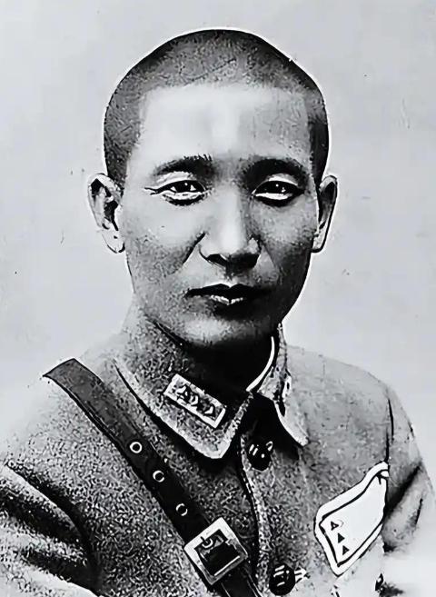 1949年，张治中的女婿第120军军长周嘉彬，既不抵抗，也不起义，而是直接下令就