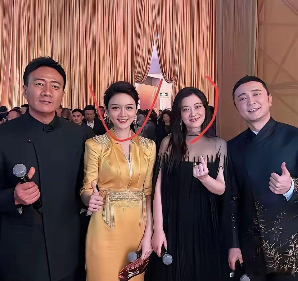 梅婷与龙洋同框，有网友评价称：梅婷不如龙洋有气质。对此评价，我实在难以认同。其一