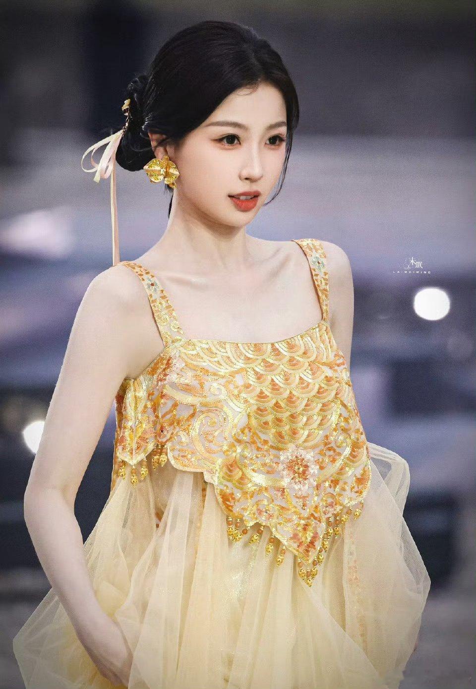 虞书欣白鹿 平台粉丝量都是不相上下的 