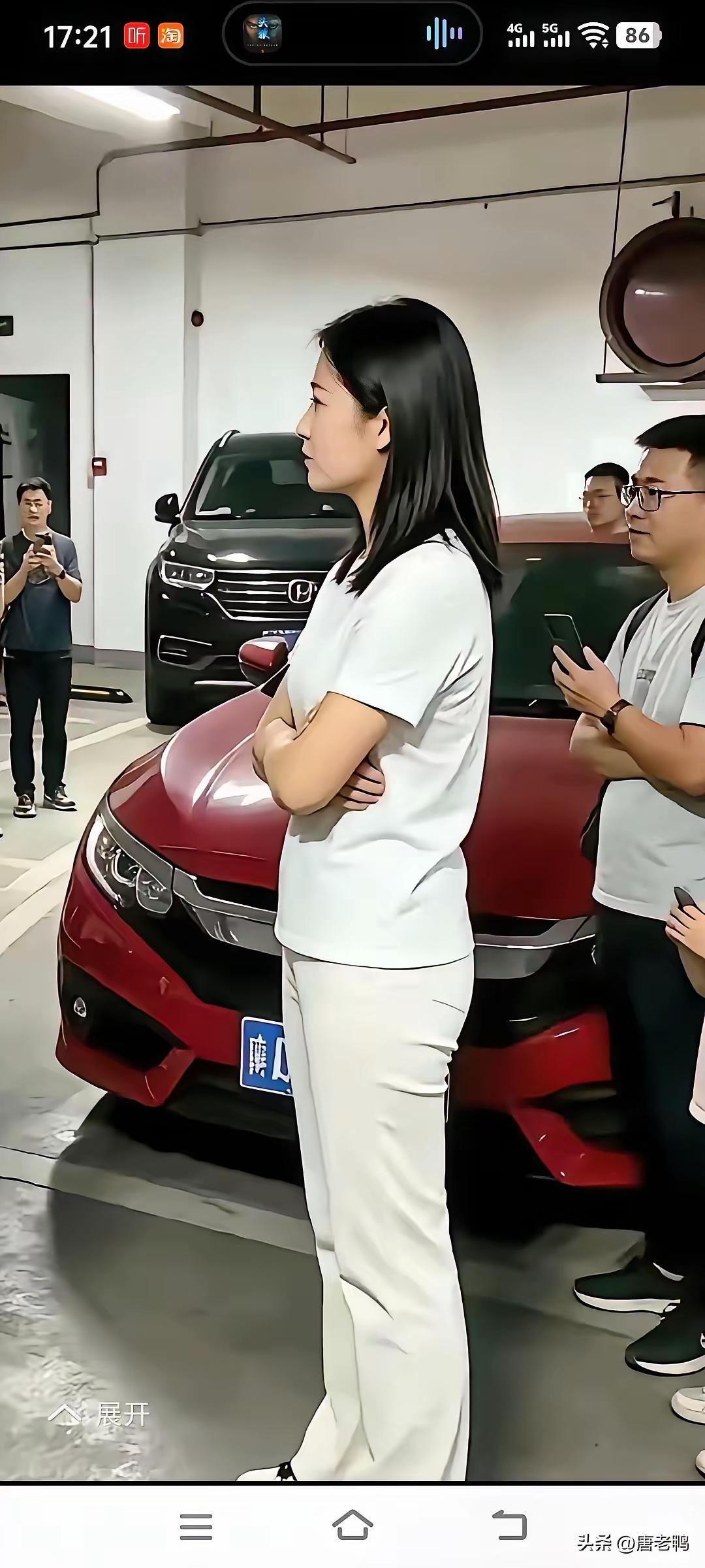 原本只是挪车这件微不足道的小事，

非要闹得全网热议之后才愿意妥善

处理，深究