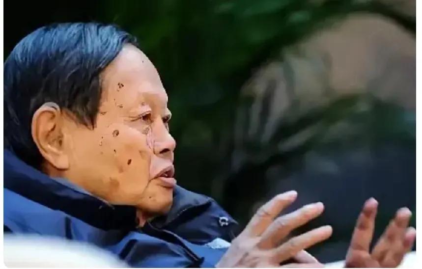 杨振汉：不借光环，以实干跟上祖国步伐
 
身为杨振宁的弟弟，杨振汉从未借兄长光环