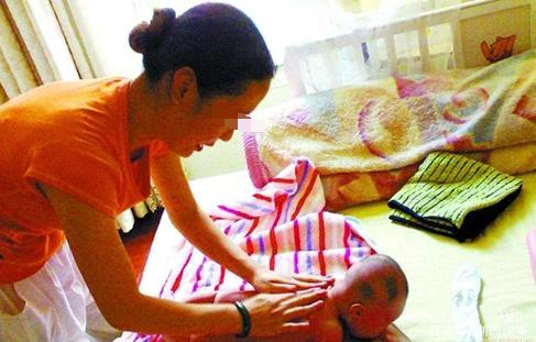 干钟点工10天瘦了6斤忍不住辞职不干了！宝妈真的事太多，孩子哭一声她都要说我，喂