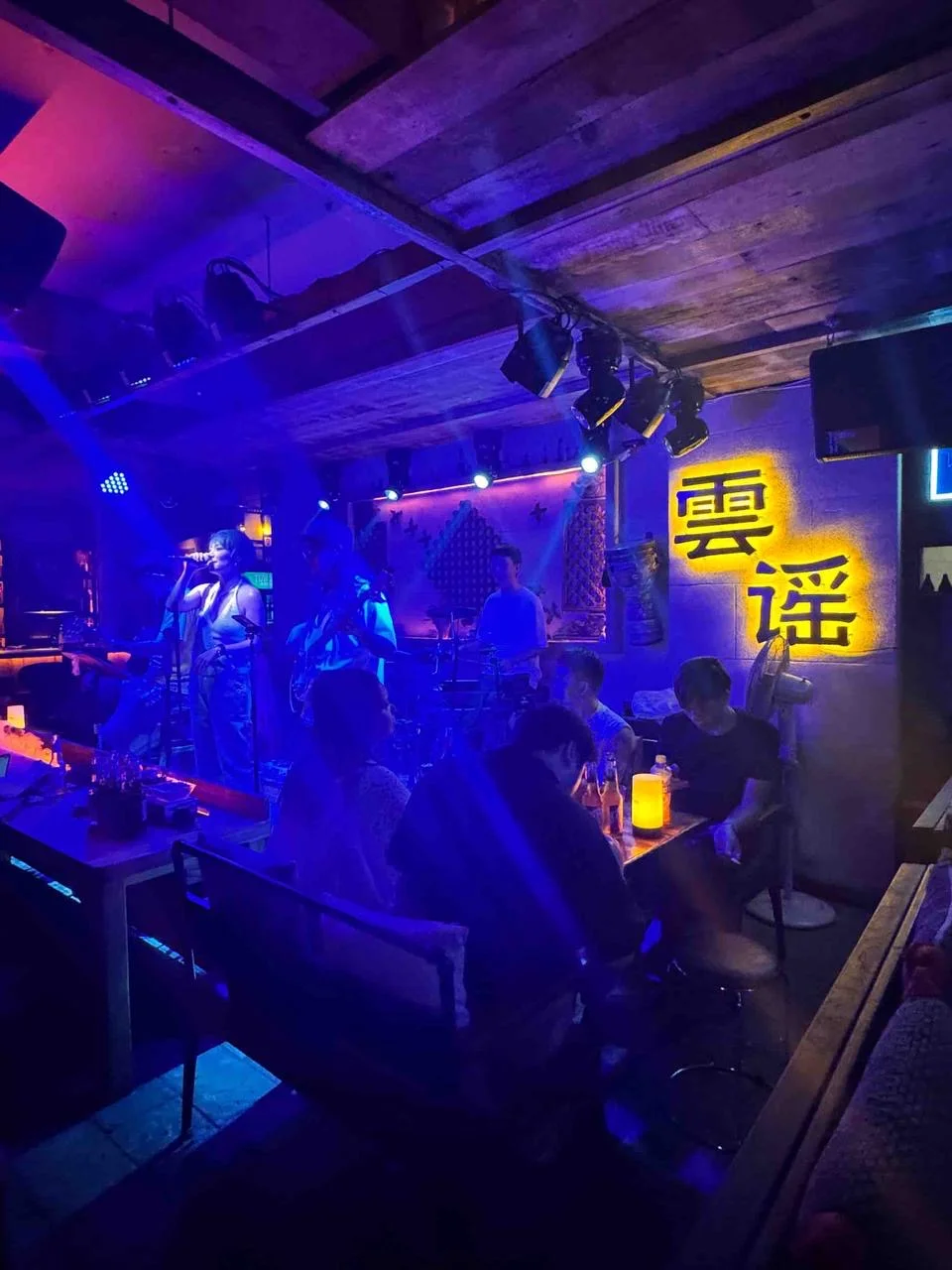 大理独处治愈酒馆！听歌喝酒太舒服啦