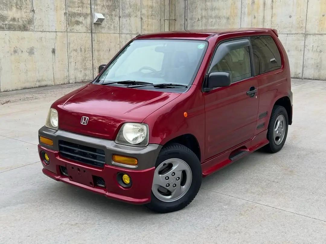Honda Z Turbo 4WD.这台车，第一眼看上去就不属于“常规答案”。它