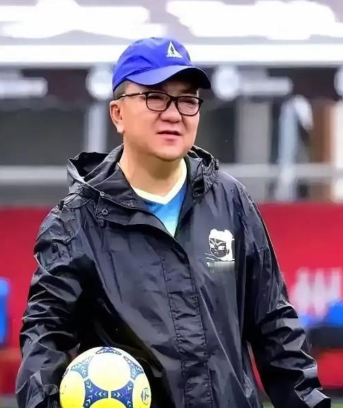 董路直播回应与孙臣曦一家已经断绝来往了。这次终于爆出与家长之间的恩怨了。

这句