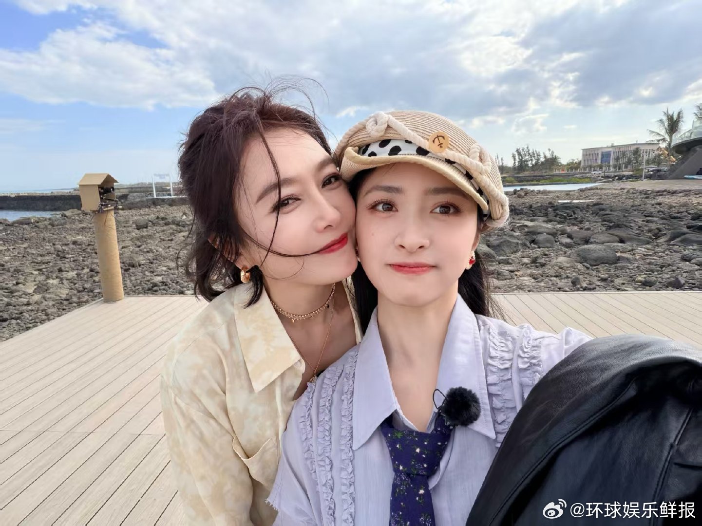 沈月抱着必给大家出图的决心来的亲爱的客栈 沈月抱着必给大家出图的决心来的，可爱又