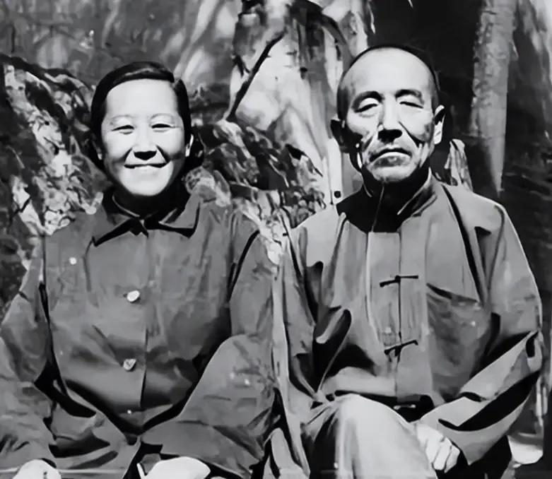 “老魏，你要老婆不要？”1971年秋，村干部问48岁的魏振德。

48岁的魏振德