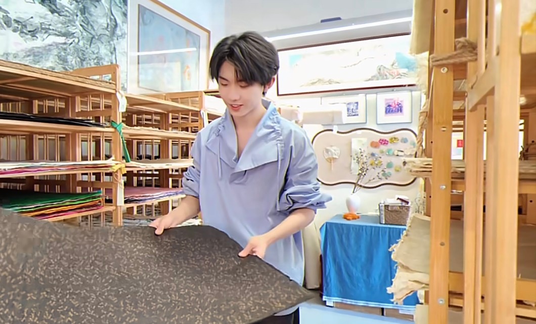 时代少年团抢票时代少年团上海站抢票 投   ：马嘉祺最新一期有时间上身marni