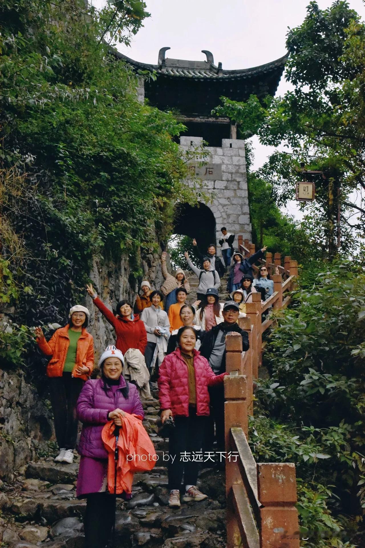 昭黔秋色day-3，打卡千年古道，三省咽喉“五尺道豆沙关”。
​豆沙关有著名的“