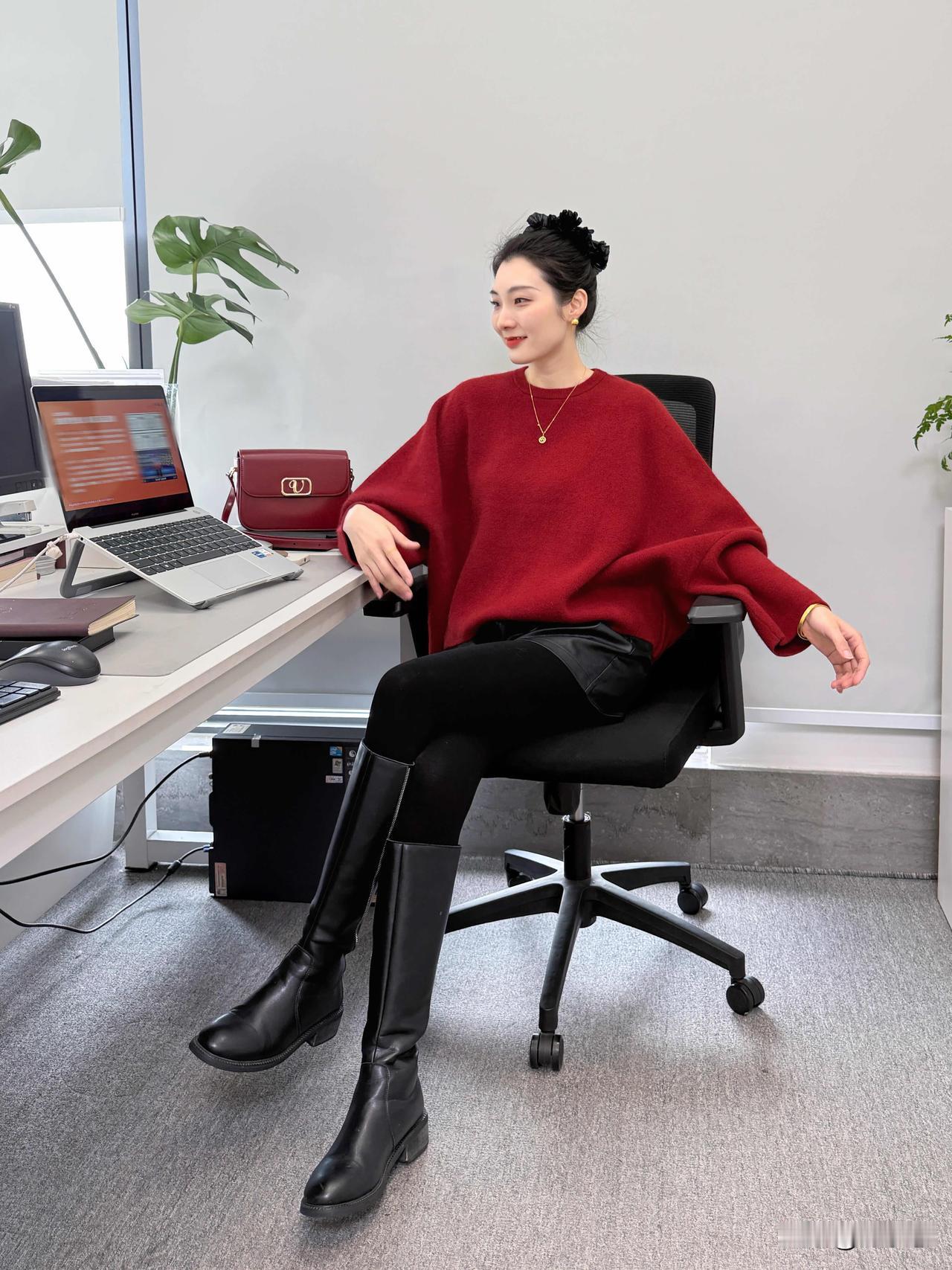 领导的穿搭｜OOTD开工第一天就要红红火火||祝大家：开工大吉，财源滚滚❤️‍?