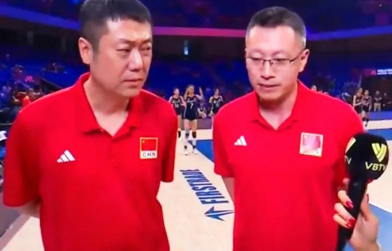 大逆转！中国女排3-2击败美国女排，四连胜结束世联赛美国站之旅！

北京时间7月