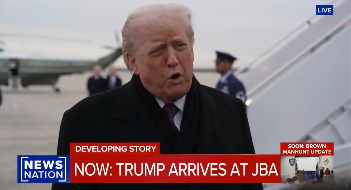 ‼️特朗普谈到对委内瑞拉的海上封锁时说：“我们不会允许任何不应该通过的人通过。他