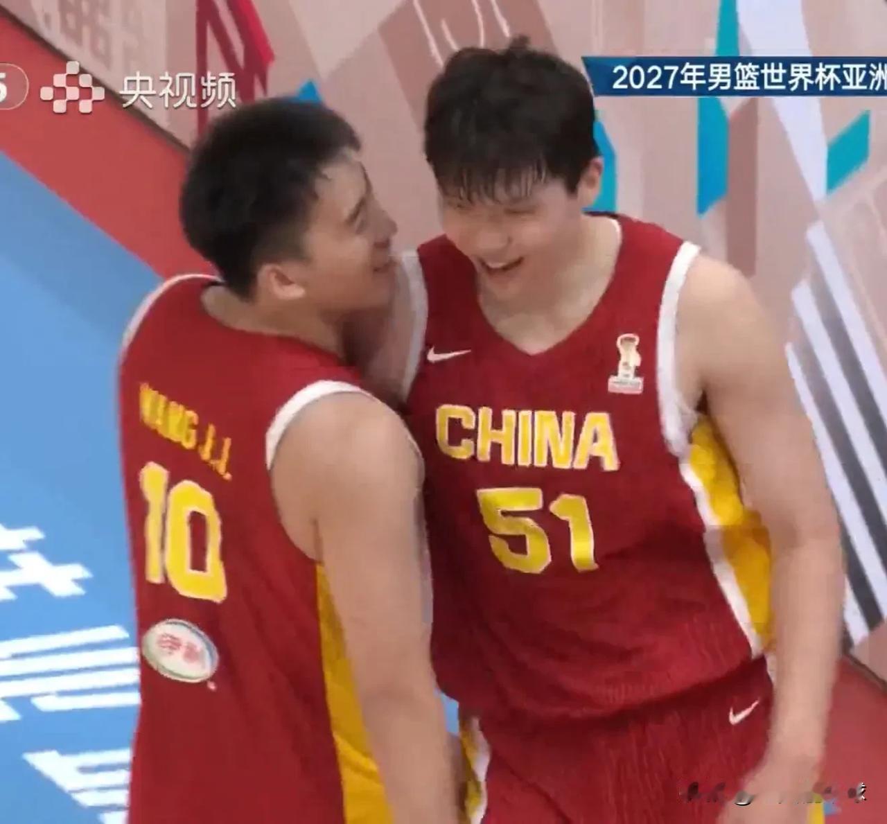 说实话，我宁愿看不到杨瀚森的绝杀球。

今晚中国男篮迎来本窗口世预赛的第二场比赛