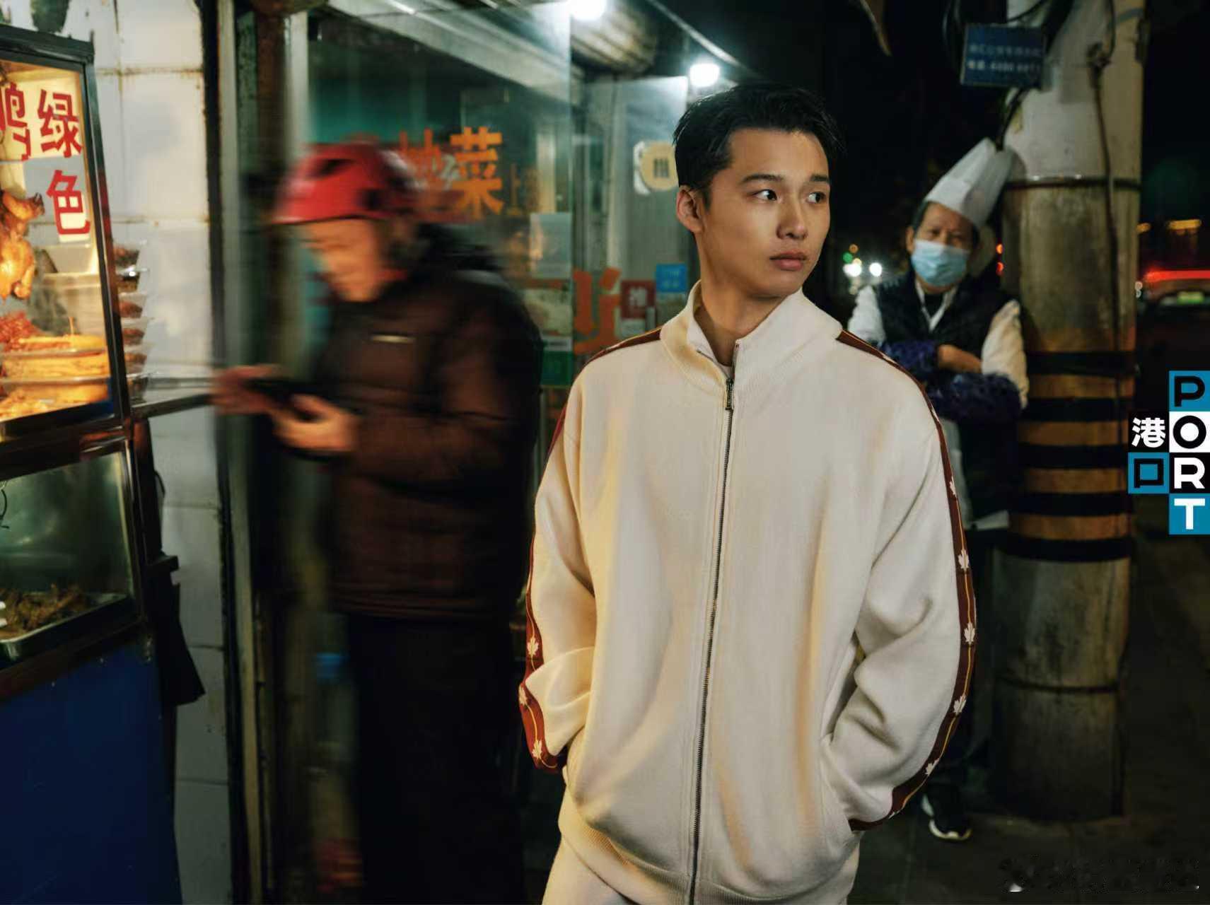 陈艾森PORT封面陈艾森登上PORT封面超吸睛！回顾过往，他称跳水生涯圆满无憾。