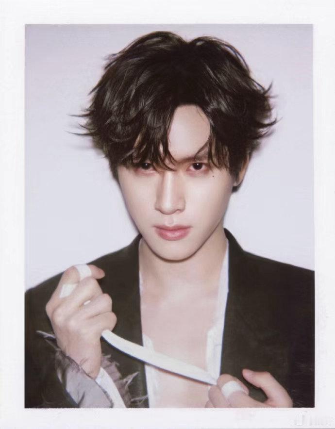 展轩撕拉片末末末班车 展轩撕拉片末末末班车已发车~超帅！ 