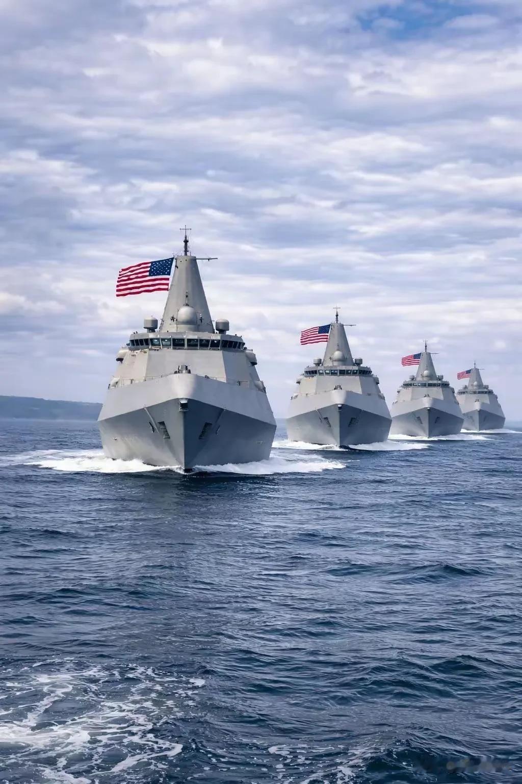 川普号巡洋战列舰，PPT强势出击。