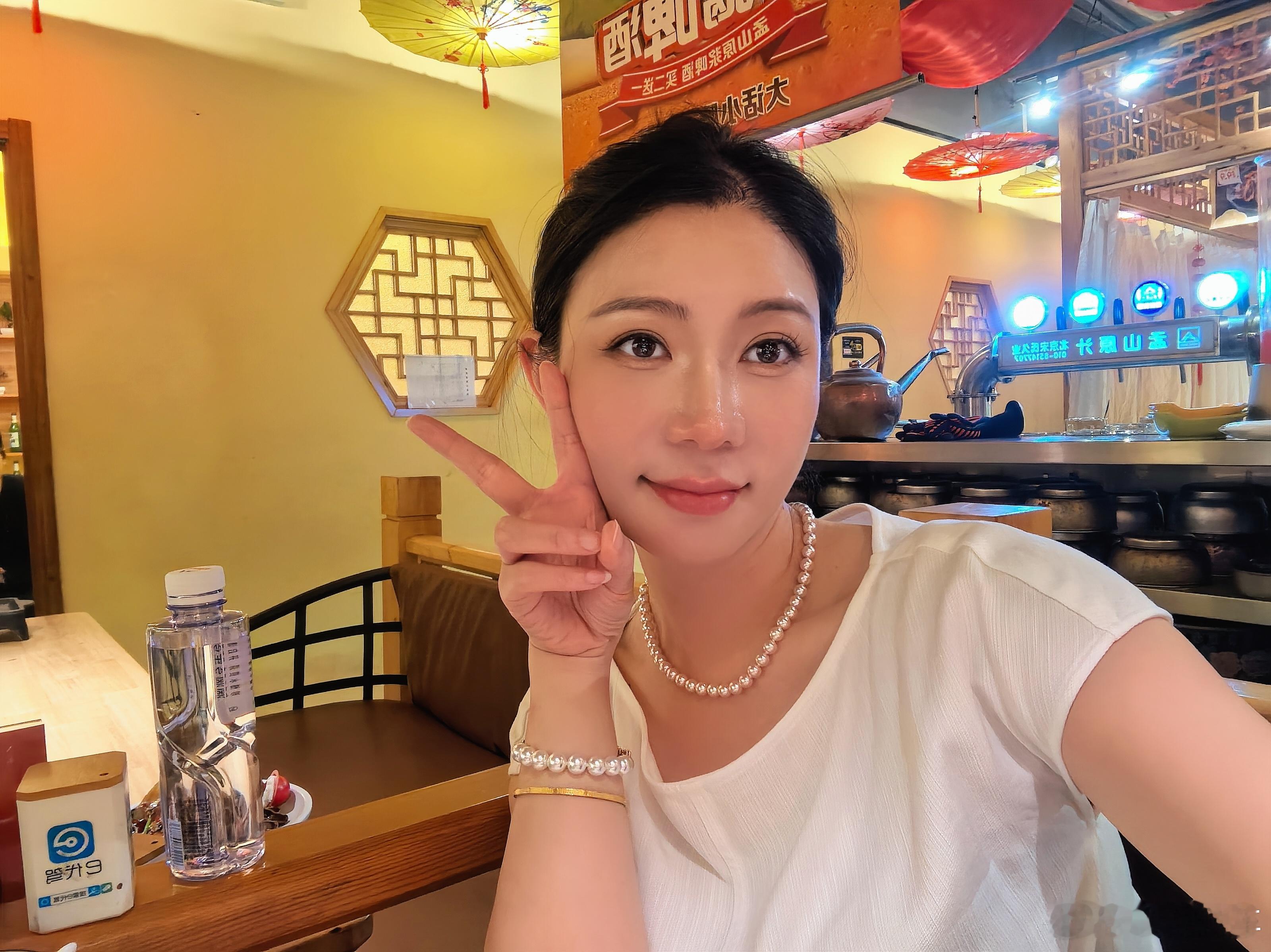 周四不喝酒，人生路白走😁 北京