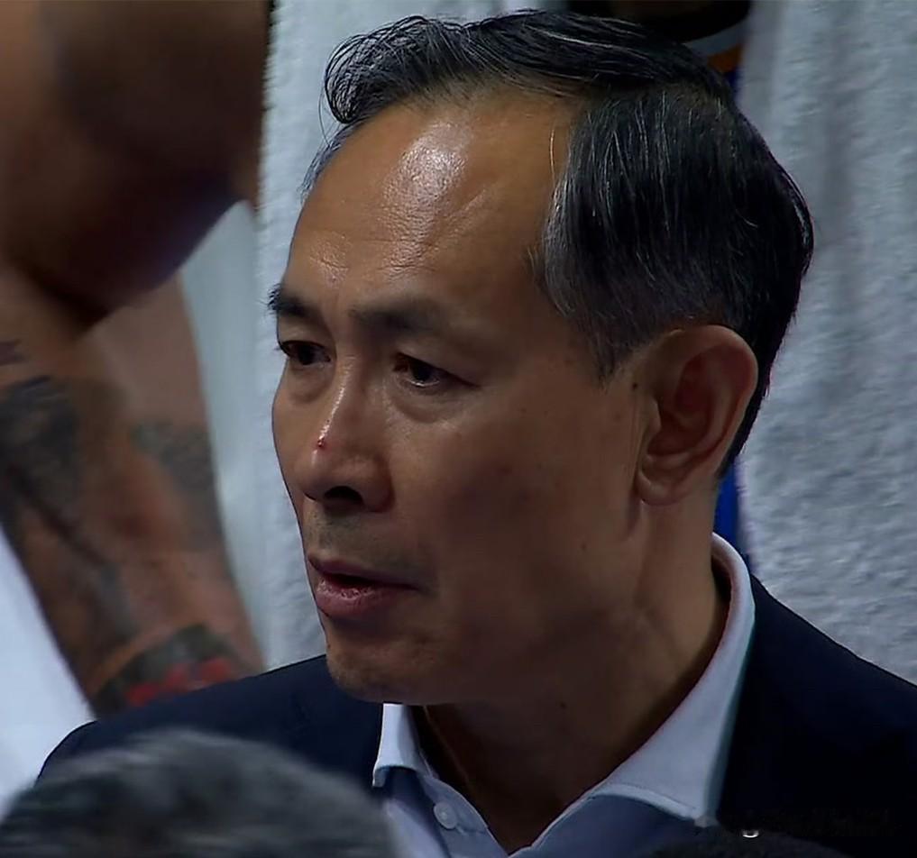 许利民指导在赛后发言方面也是神人来的[允悲] 
G1赛后：“输球不是坏事儿”；