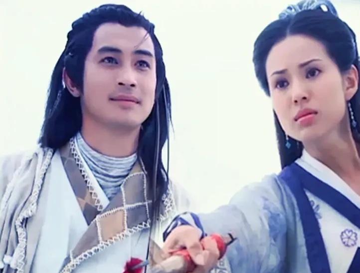 【意难平cp系列】之安妹恋&彬妹恋（一）
这三个人无所谓谁对谁错，在爱情的世界里