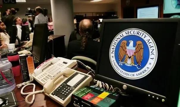 美国至今没想通一件事：一个从没出过国的中国人，凭什么造出了跟美国完全不一样的氢弹