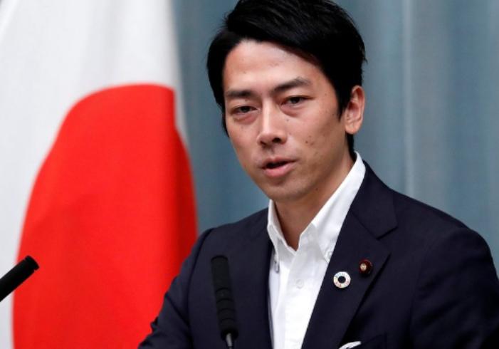 小泉进次郎不装了！日本防卫大臣在记者会上直接点名中国，说部署12式长程导弹就是为