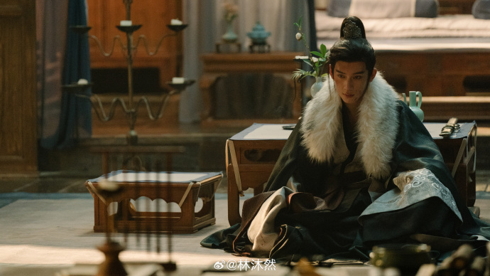 林沐然反差这一块  反差萌真的是完完全全把我圈粉了呀，突然间真的是感受到林沐然《