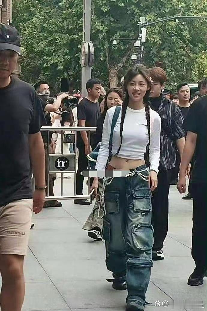 原来这就是痞幼啊，我终于知道她长啥样了 