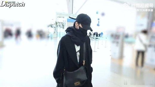 宋慧乔启程米兰时装周  宋慧乔米兰时装周出发 宋慧乔去米兰时装周啦！在机场被拍到