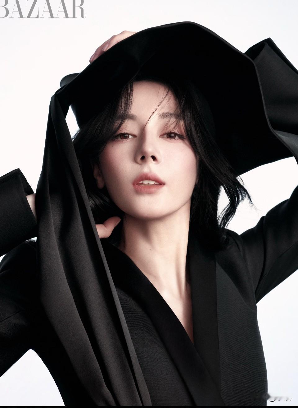 迪丽热巴 在风浪里沉淀，于航行中
更新
对于迪丽热巴 而言，真正的进取，从来都是