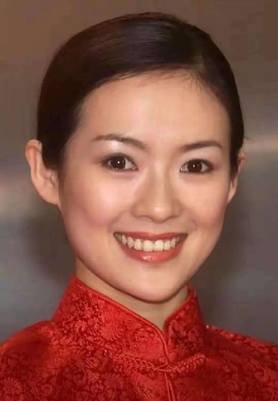 汪峰大概没想到，离婚两年后，9岁女儿竟为他的“薄情”买了单！章子怡，曾是国际影坛