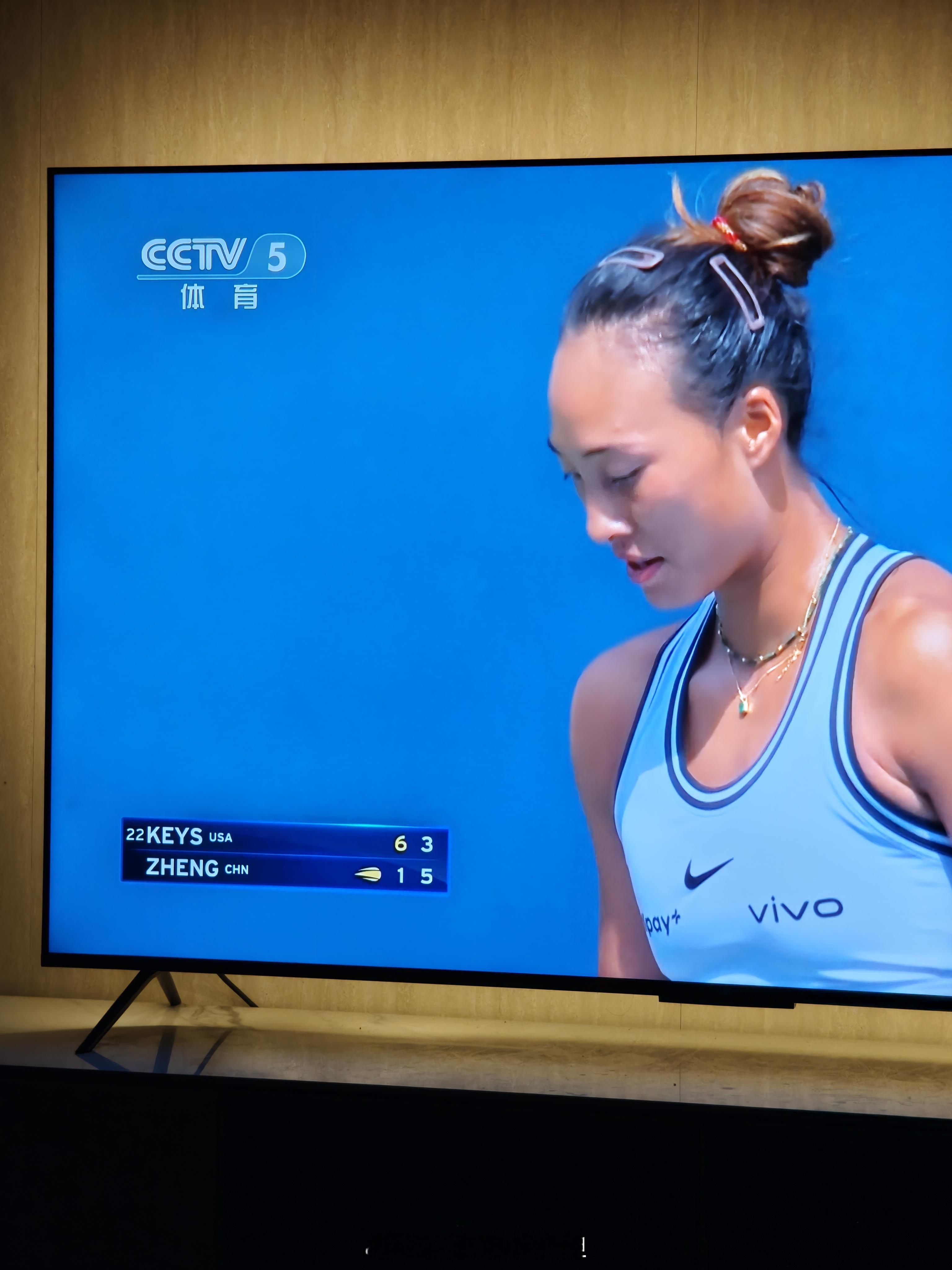 🎾第三轮，这个对手有点难打！关键一局千万顶住！[努力][努力][努力]郑钦文美