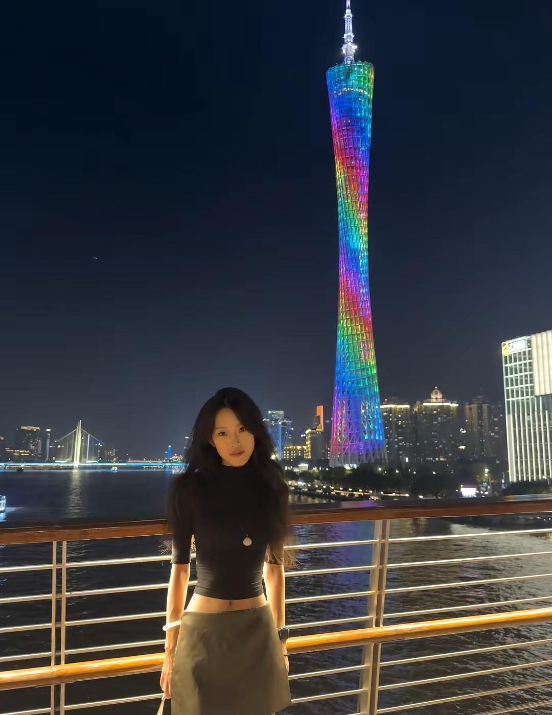 天聋地哑 孤独怎么会是惩罚广州塔