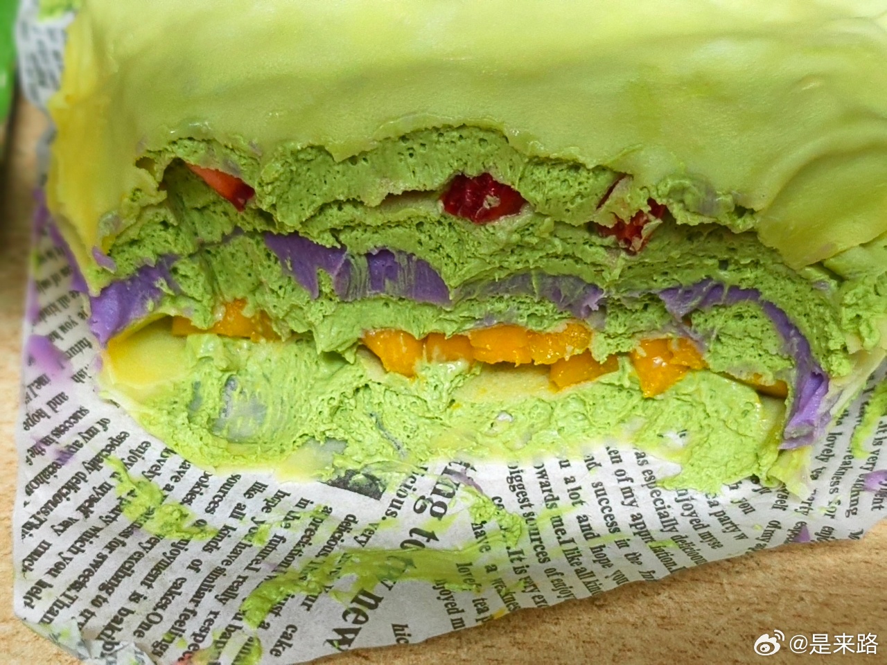 草莓芋泥芒果千层已被香晕sui吃（我宣布抹茶奶油是世界上最伟大的发明！一点也不腻