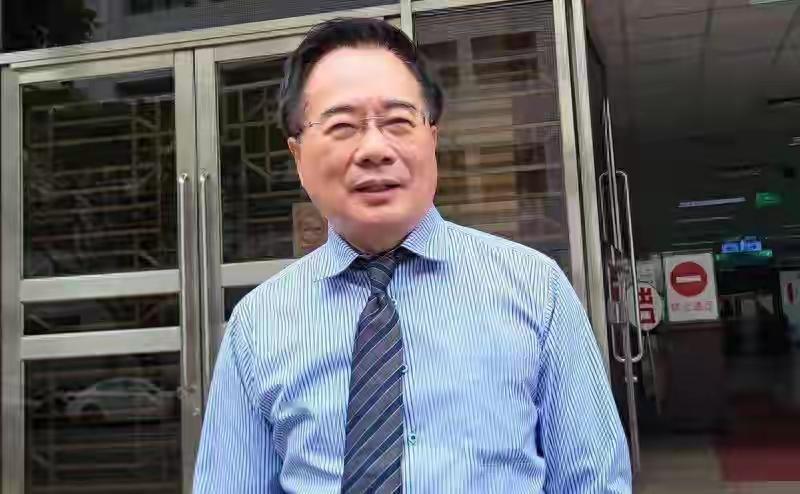 蔡正元带勋章入狱留两大遗言，赖清德小动作引蓝营震怒
 
1月7日的国民党中常会，