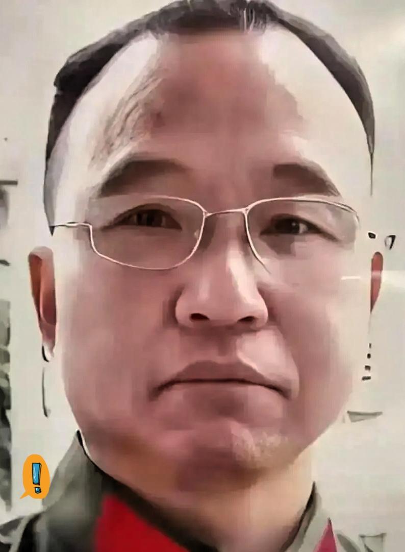 1984年，战士李陶雄icon中弹牺牲，送葬途中遗体竟两次从车上跌落，护士郑英察