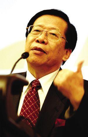 [太阳]1993年，时任中央电视台台长的杨伟光，在没有上报的情况下，擅自做主在《