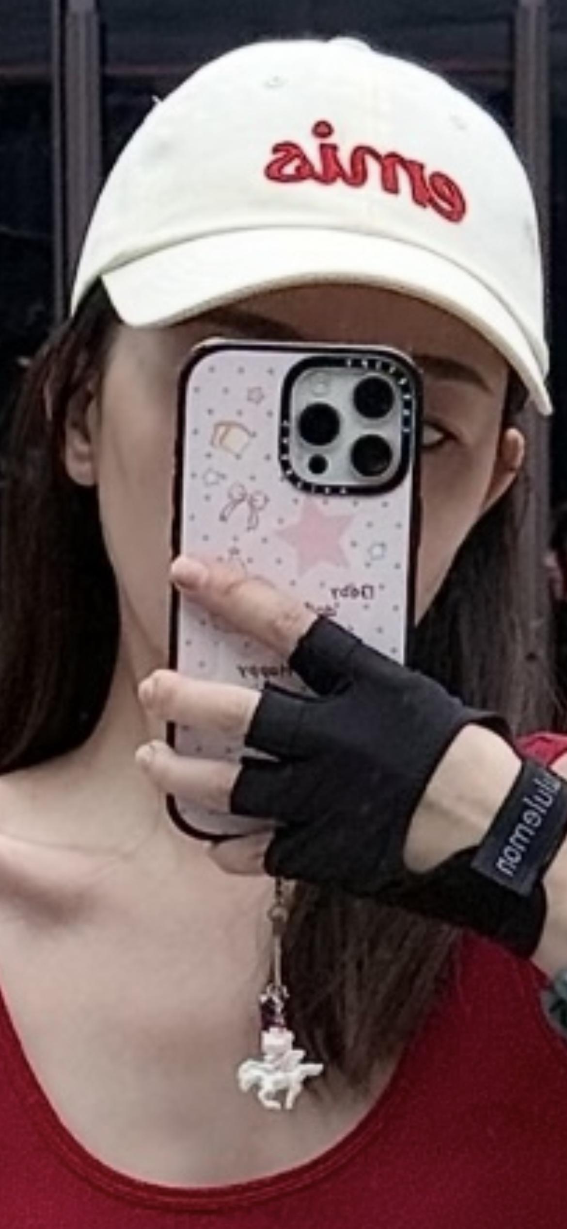 富人新标识：iPhone戴casetify手机壳！ 