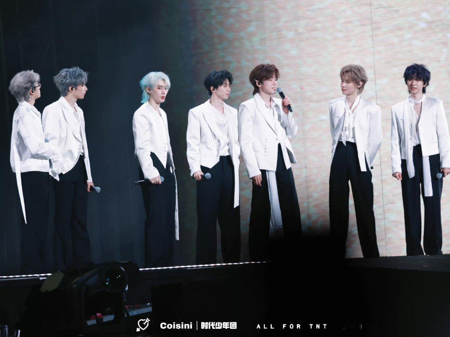 时代少年团 🖤💛时代少年团这一程 🖤💛时代少年团 五载共振筑星河 𝗔 