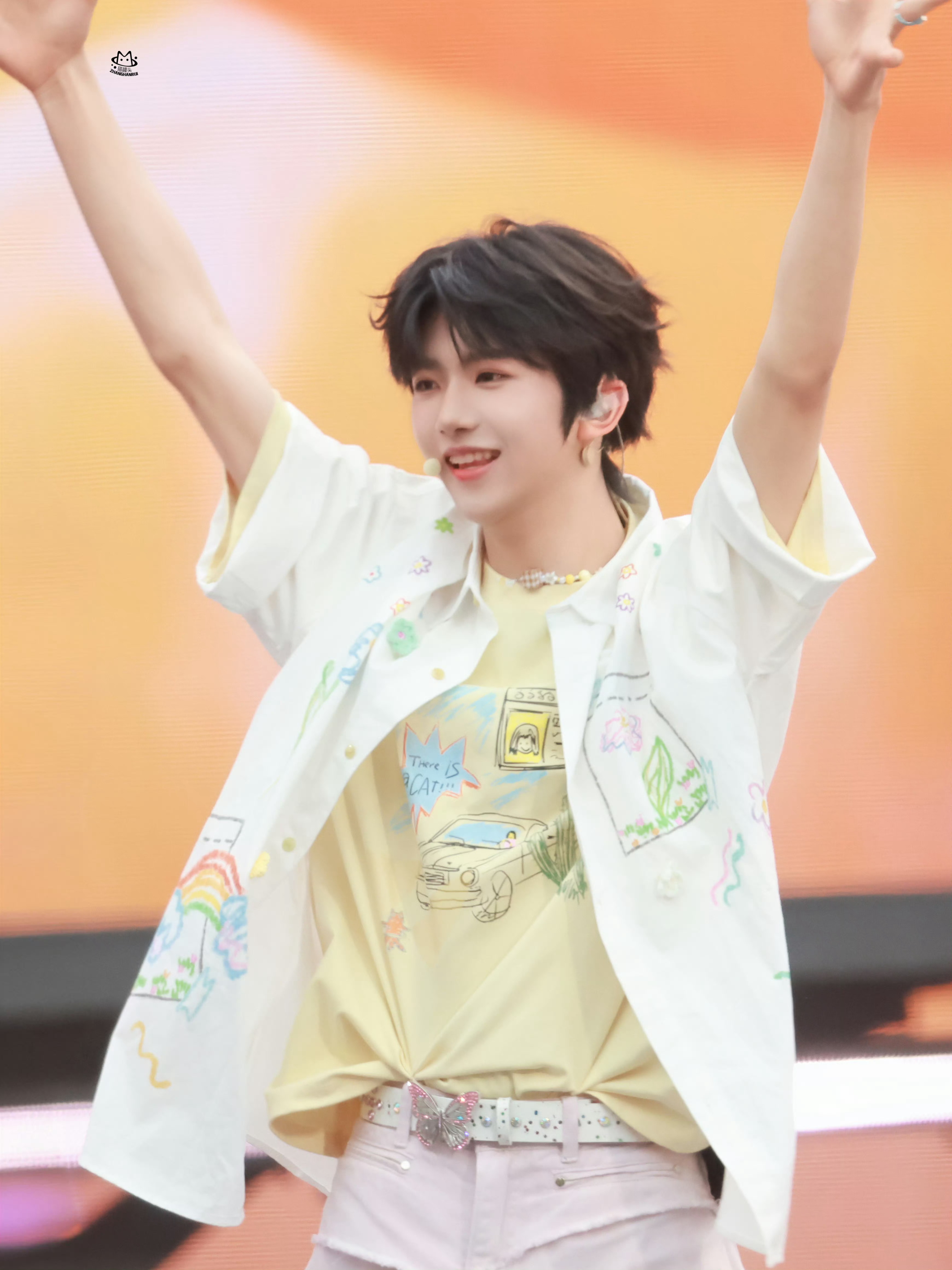 张函瑞猫咪塑 四代张函瑞生图好能打，舞台气质也很好，星范儿✨ 