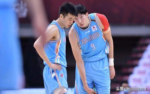 周琦是领会到了养生篮球的灵魂，作为北汽男篮的主力核心，在场上居然不是积极要球增加