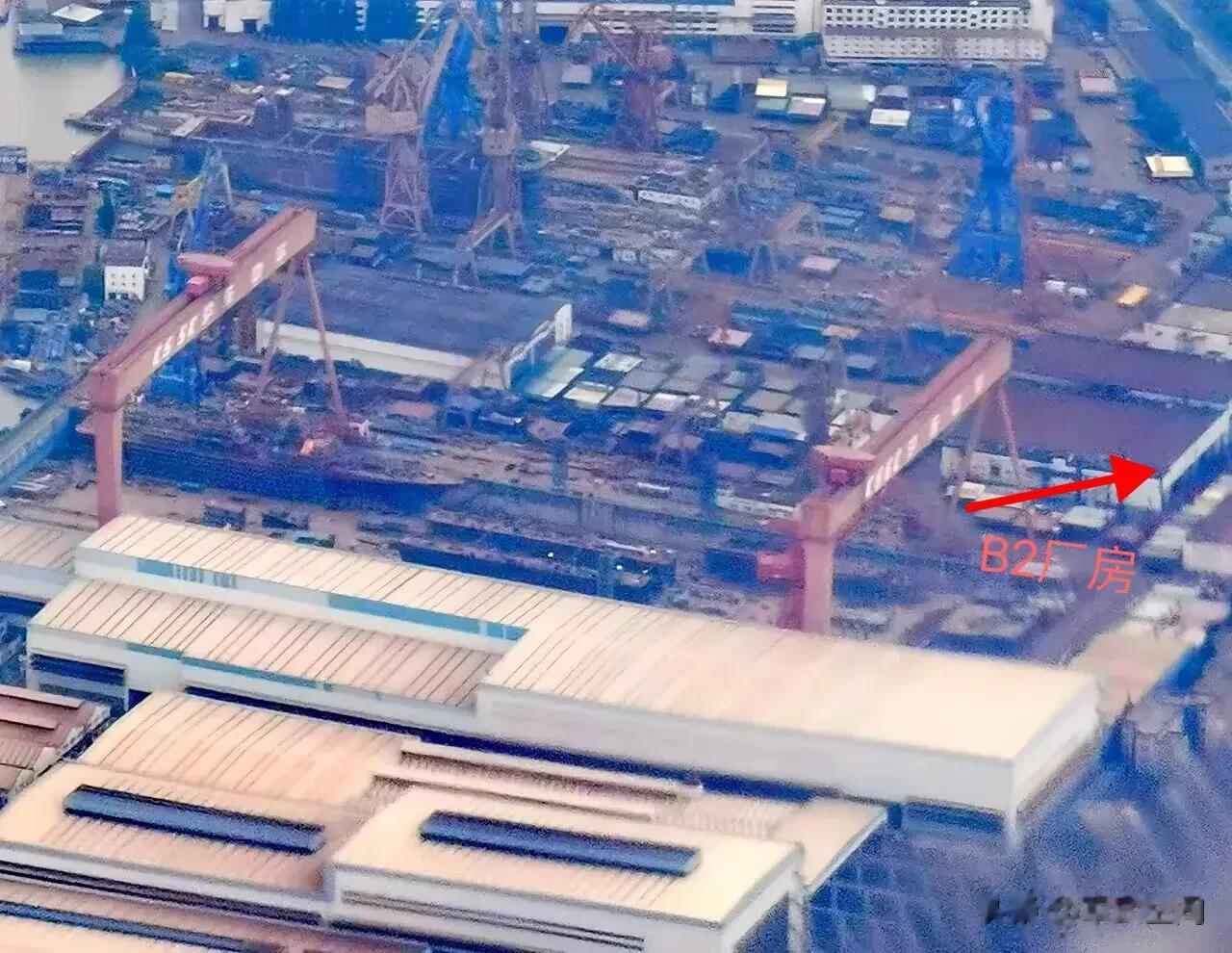 纠正！沪东中华建造中的巨舰是第二批次075，而非076型。
通过最新照片来看，这