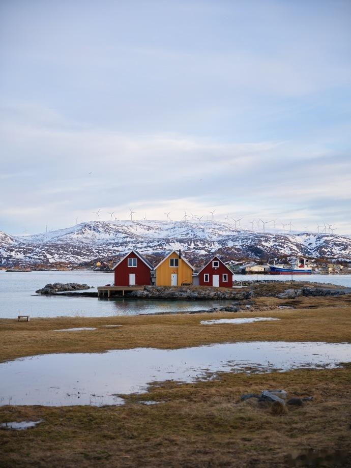 李现镜头下的索玛若伊李现用镜头记录索玛若伊，把风景拍出了氛围感，每一张都值得收藏