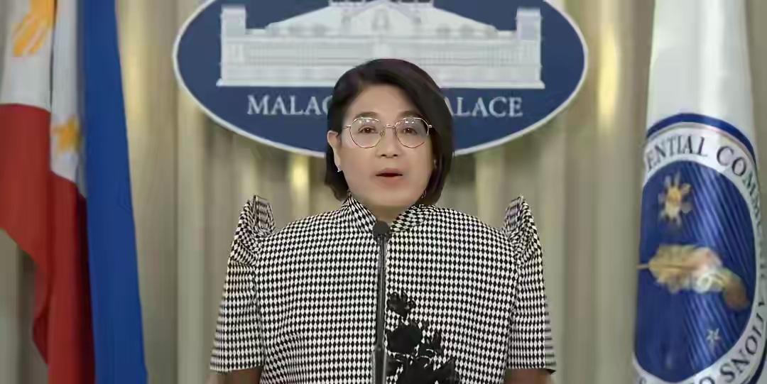 快讯！快讯！
 
菲律宾武装部队总参谋长布劳纳突然宣布了。
 
14日，他对外确